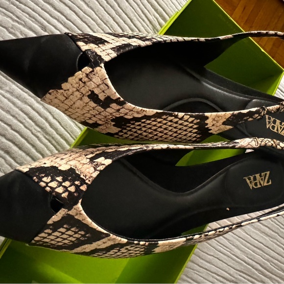 Zara Womens 7.5 Balletcore Snake Print Vegan Leather Pointed Toe Slingback Flats - Picture 2 of 3
